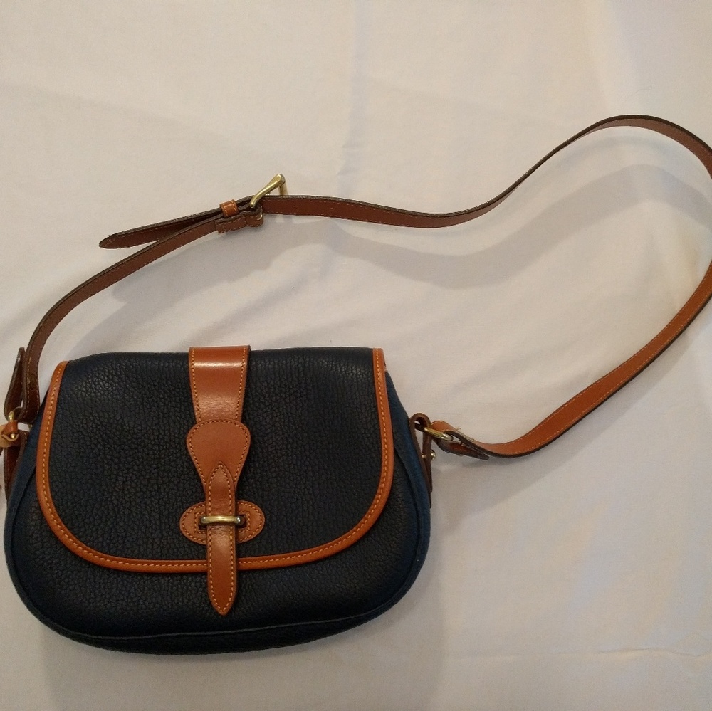 Dooney & Bourke small leather purse